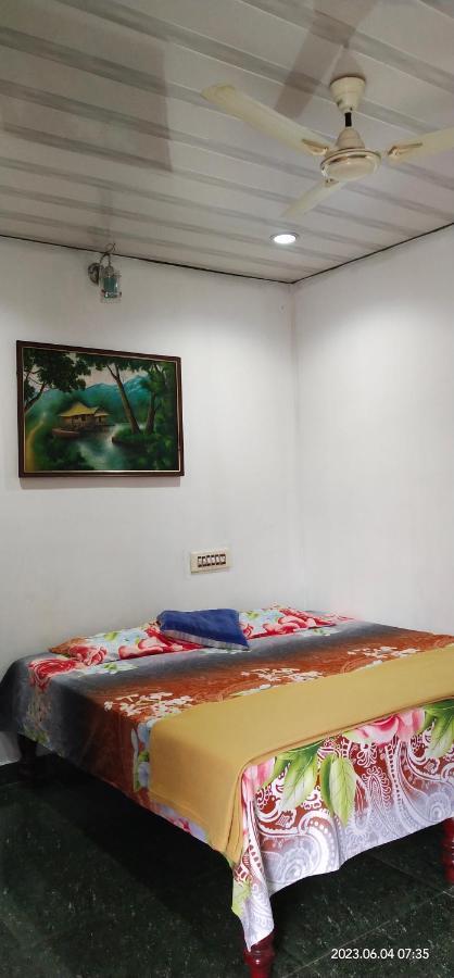טקאדי Floral Homestay מראה חיצוני תמונה